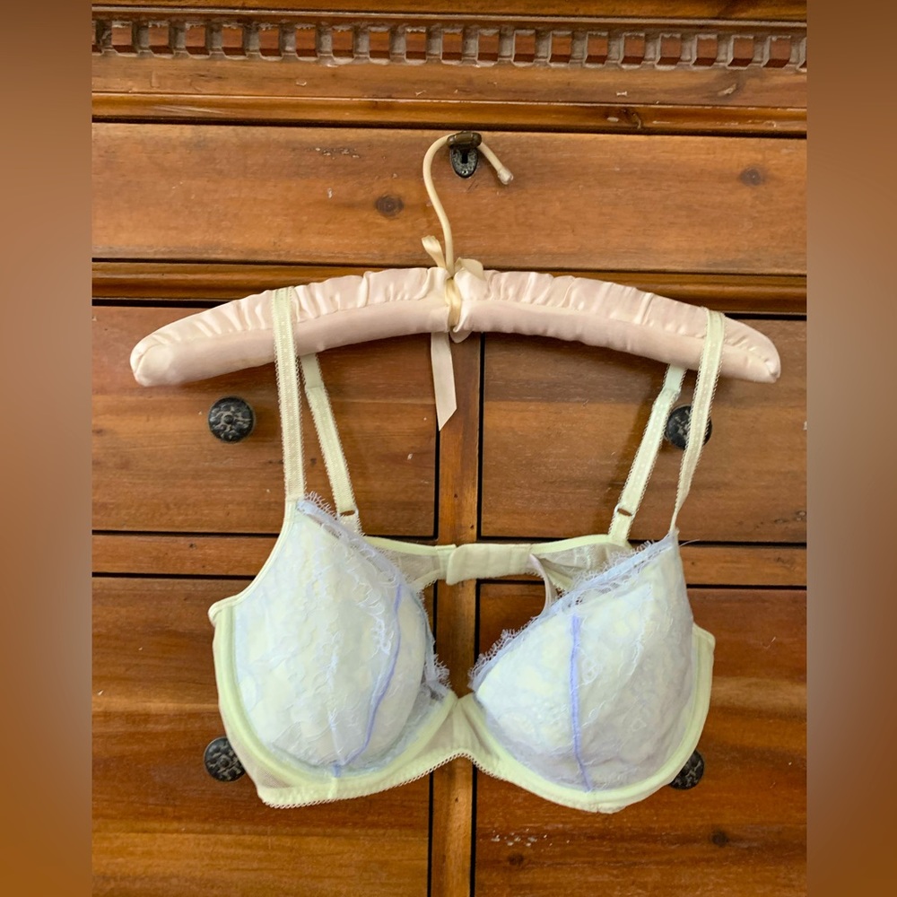 DKNY Bra: Underwire, Pale Lime Green & Ice Purple Lace, US Size 36D